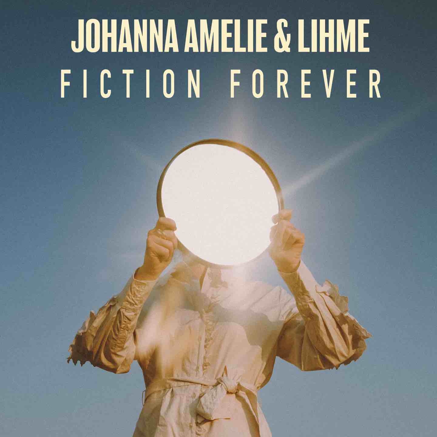Johanna Amelie – Fiction Forever (single)